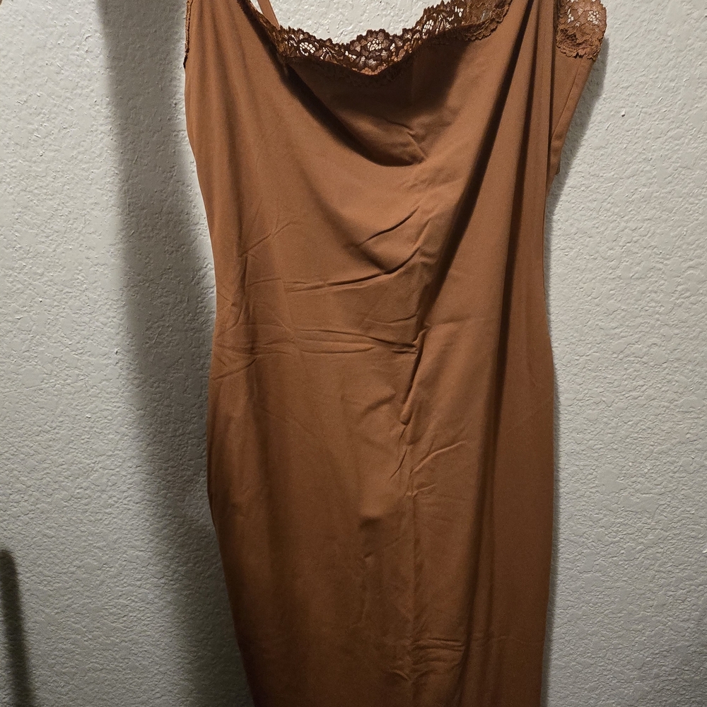 Skims Fits Everybody Lace Long Slip Dress Color Bronze Size Large Nwt